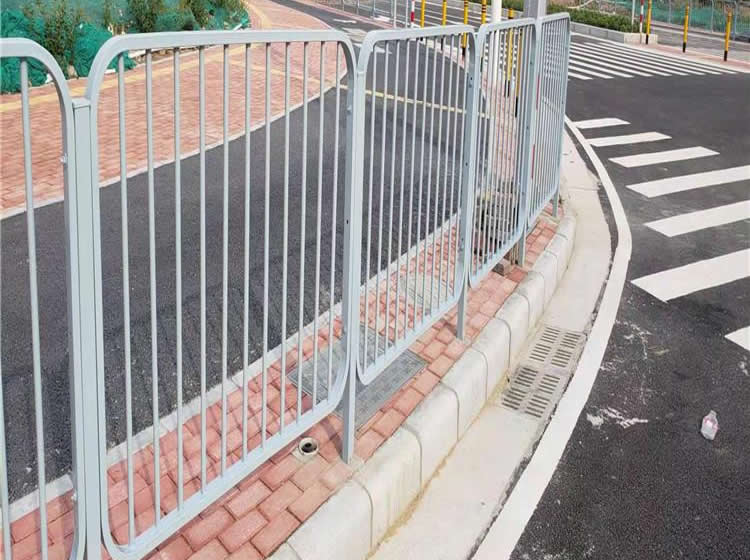 浑南港式道路护栏